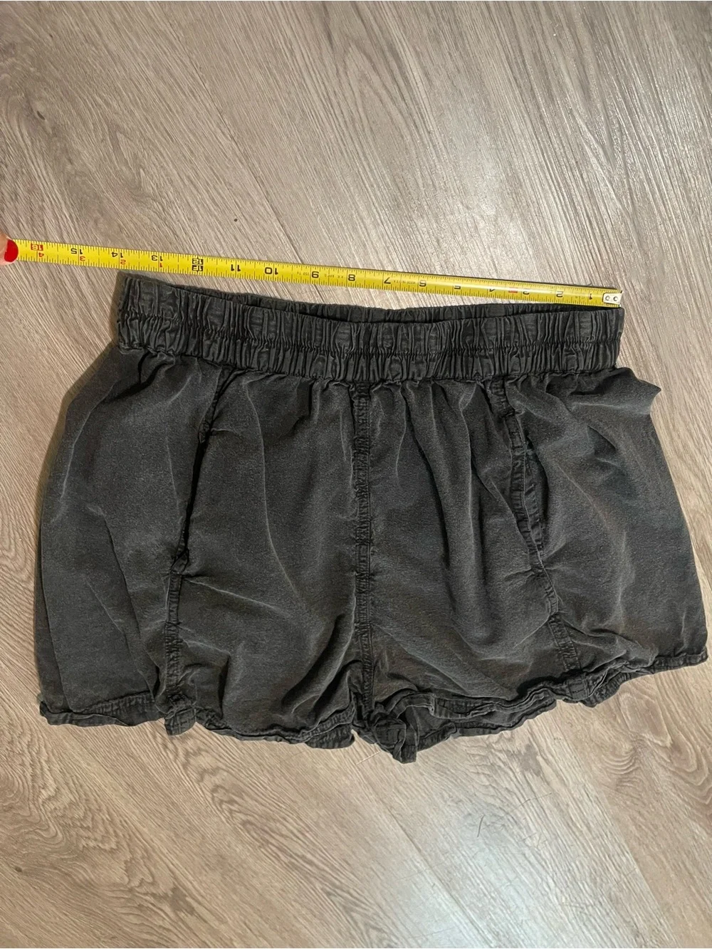 Free people poplin pull on short Relaxed Black Elastic-Waist medium